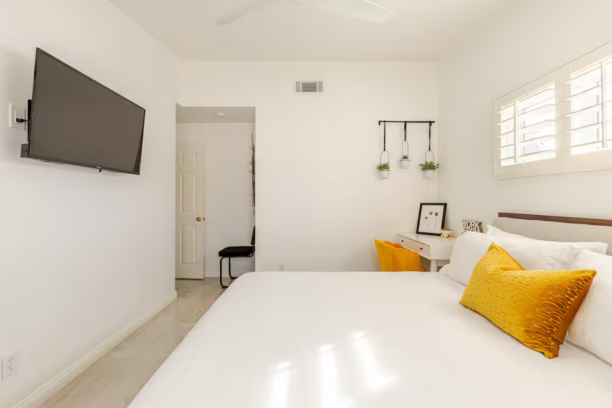 Second king bedroom